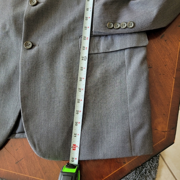 Van Heusen Gray Suit Jacket - Picture 6 of 10